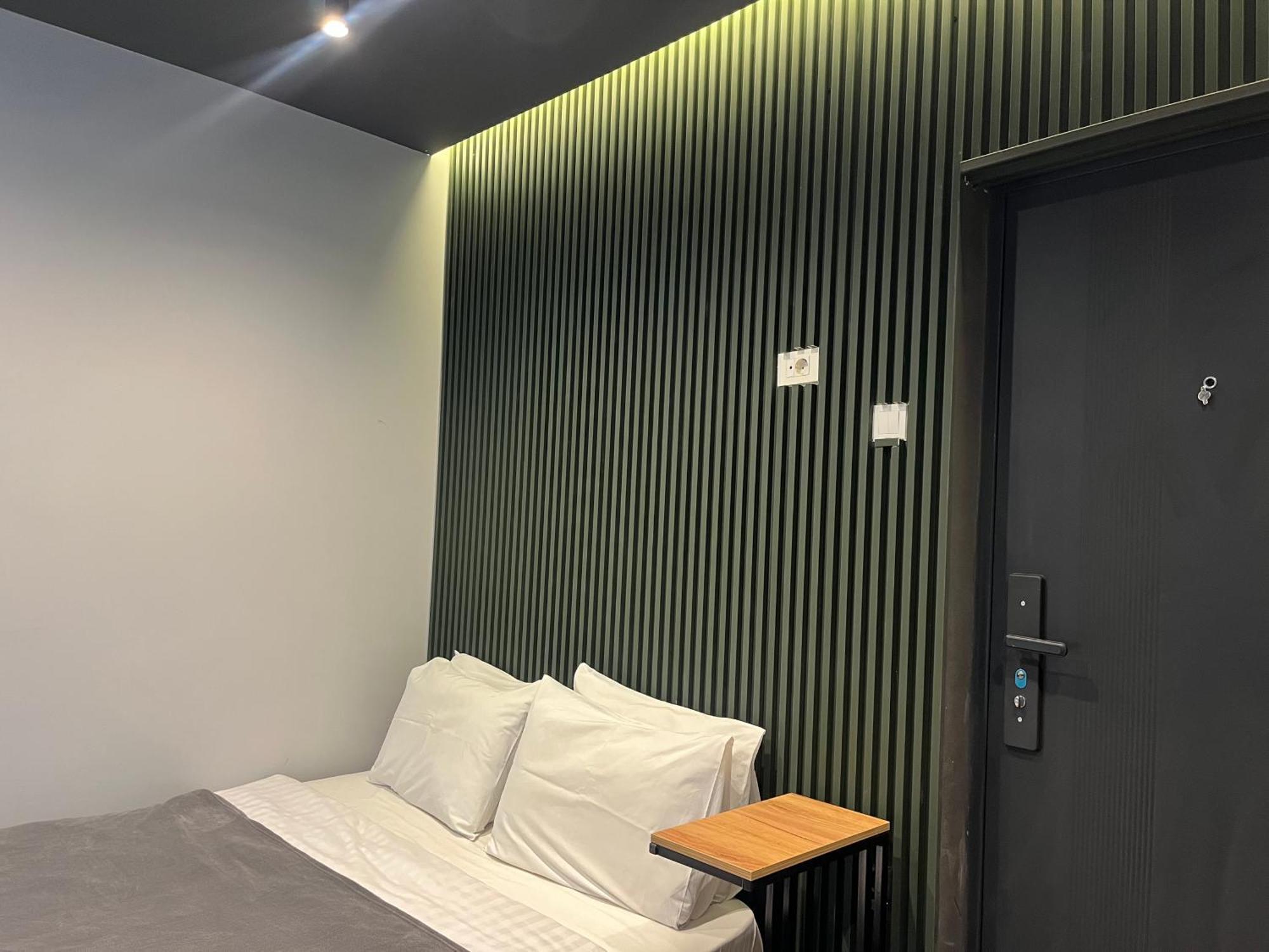 M - Square Private Rooms Skopje Quarto foto